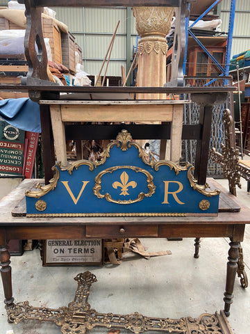 Royal Victorian Blue & Gold Sign