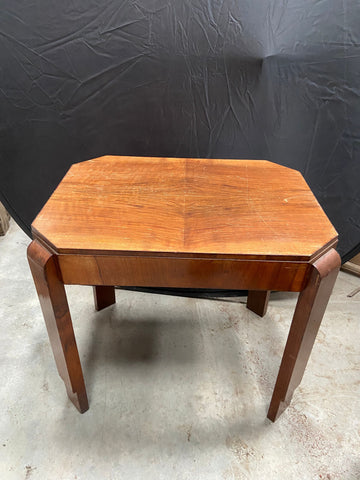Wooden Art Deco side table, circa 1930s, <style type="text/css" data-mce-fragment="1"><!--td {border: 1px solid #cccccc;}br {mso-data-placement:same-cell;}--></style> <span data-sheets-root="1" data-sheets-value="{&quot;1&quot;:2,&quot;2&quot;:&quot;1930s, recessed edges and canted corners&quot;}" data-sheets-userformat="{&quot;2&quot;:513,&quot;3&quot;:{&quot;1&quot;:0},&quot;12&quot;:0}" data-mce-fragment="1">with recessed edges and canted corners.</span>