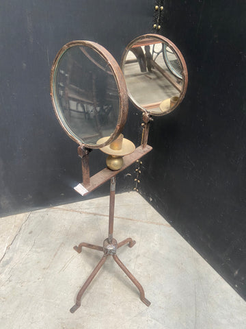 Candlelit Magnifying Mirror