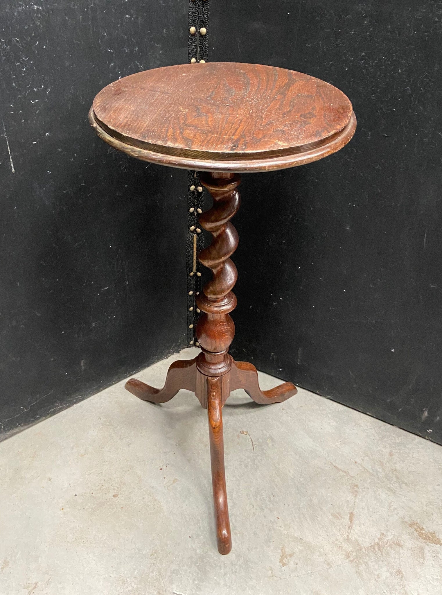 Barley Twist Pedestal Table