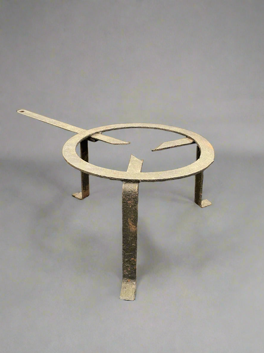 Camp Fire Trivet Pan Stand – Ashwood Props