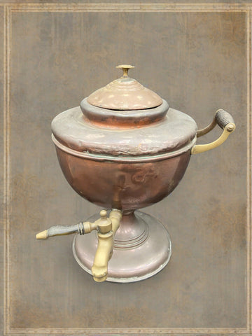 Antique copper tea urn/ samovar with a single handle and long brass tap. Circa 1800s.