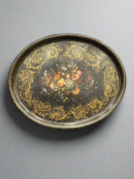 Black tole-style papier-mâché tray with a French chinoiserie pattern, circa 19th century.