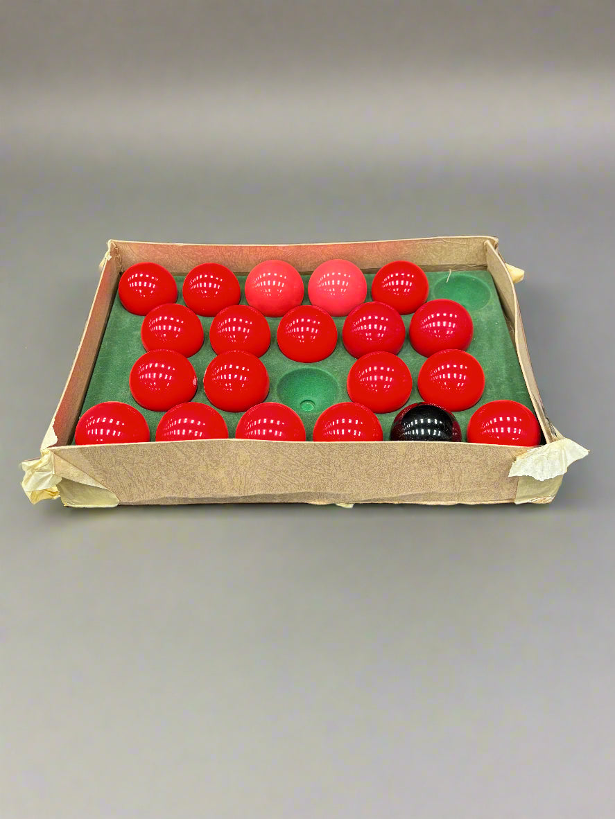 A box of 20 snooker billiard balls.