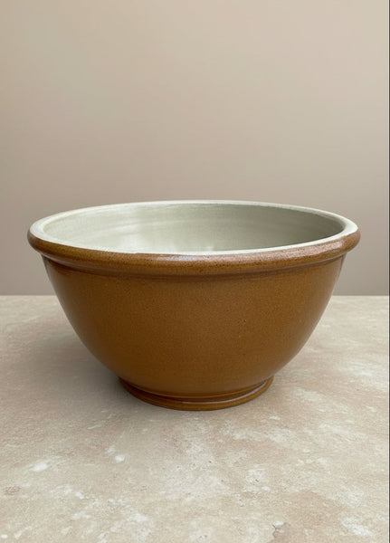 A trio of stoneware farmhouse mixing or dairy bowls, circa 19th century.