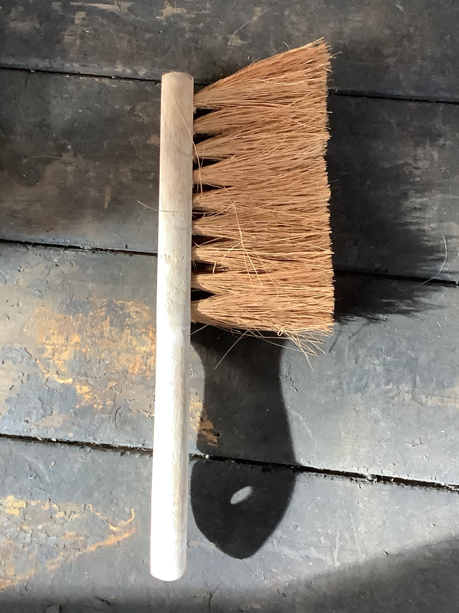 Short Handle Coconut Bristle Brush