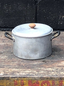 Metal Saucepan with Lid