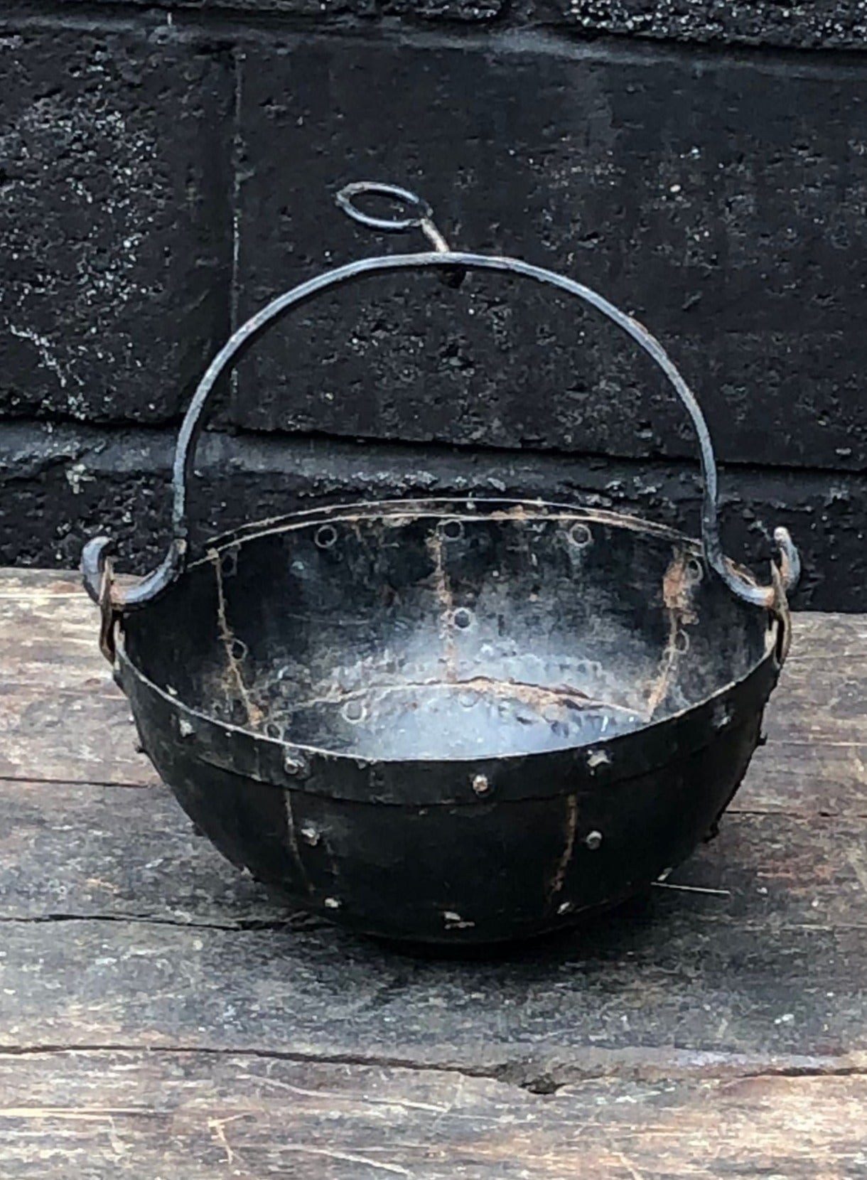 Cast Iron Kitchen Cauldron