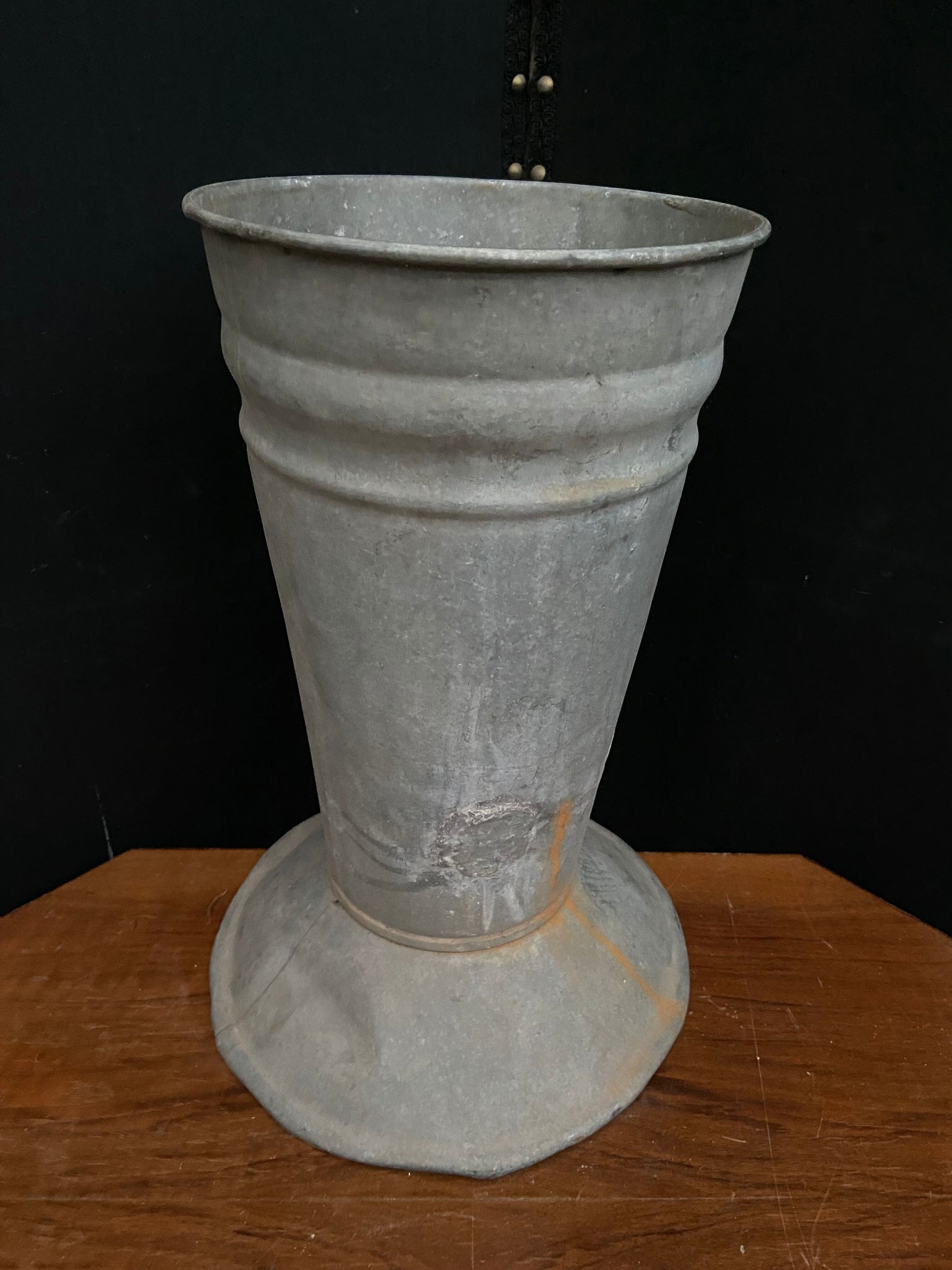 Medium Galvanised Planter