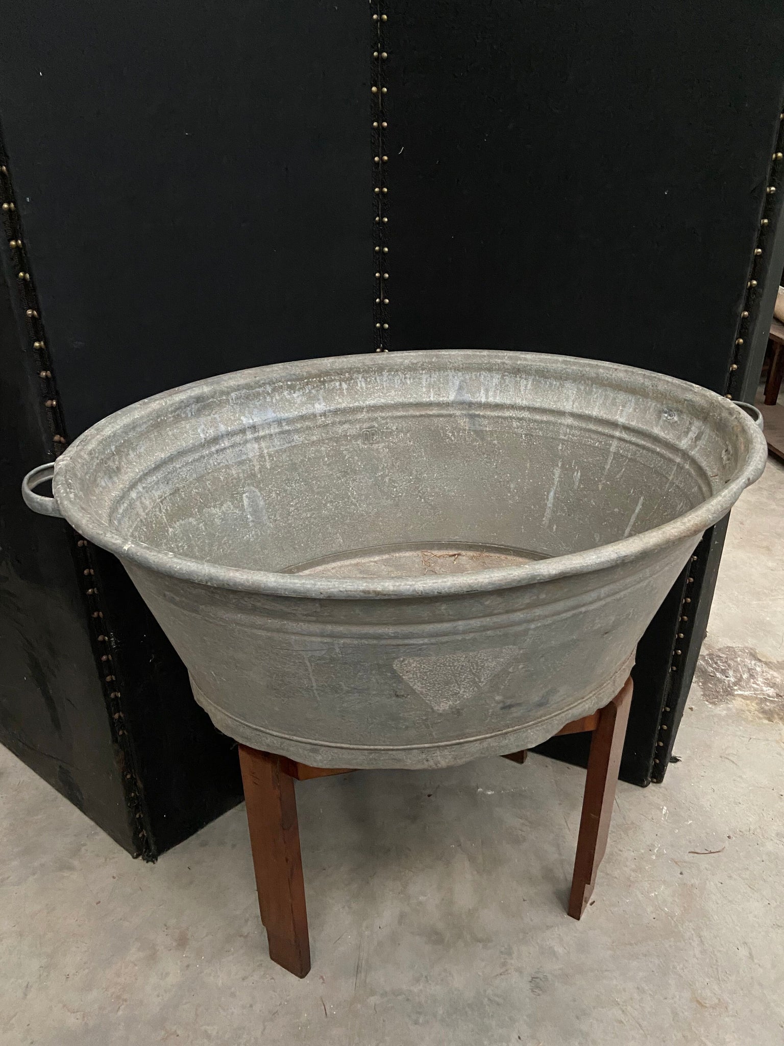 Large Oval Washtub